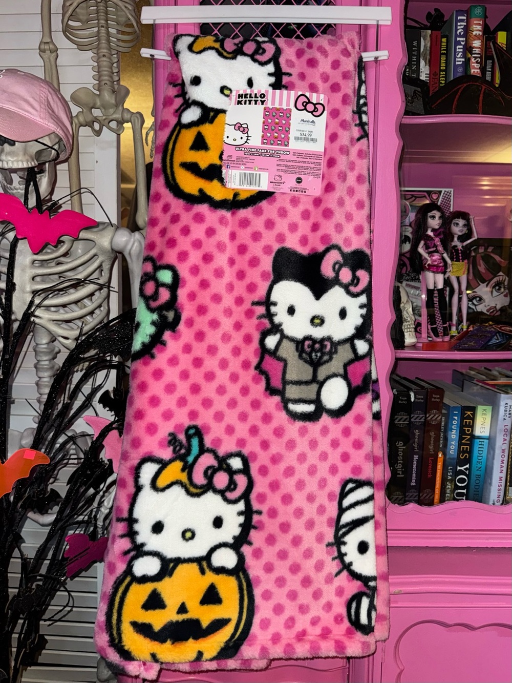 Hello Kitty Pink Polka Dot Halloween Blanket NWT
